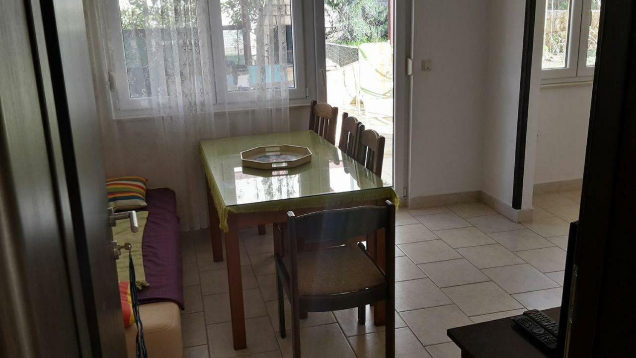 Apartments Luki Trogir Exterior photo