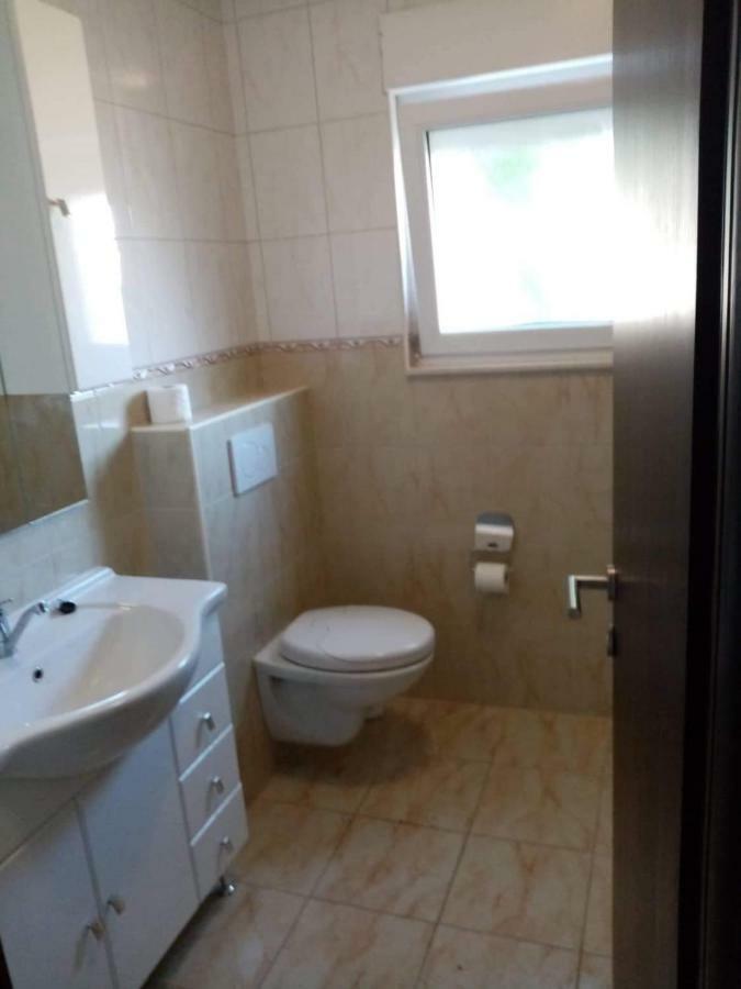 Apartments Luki Trogir Exterior photo